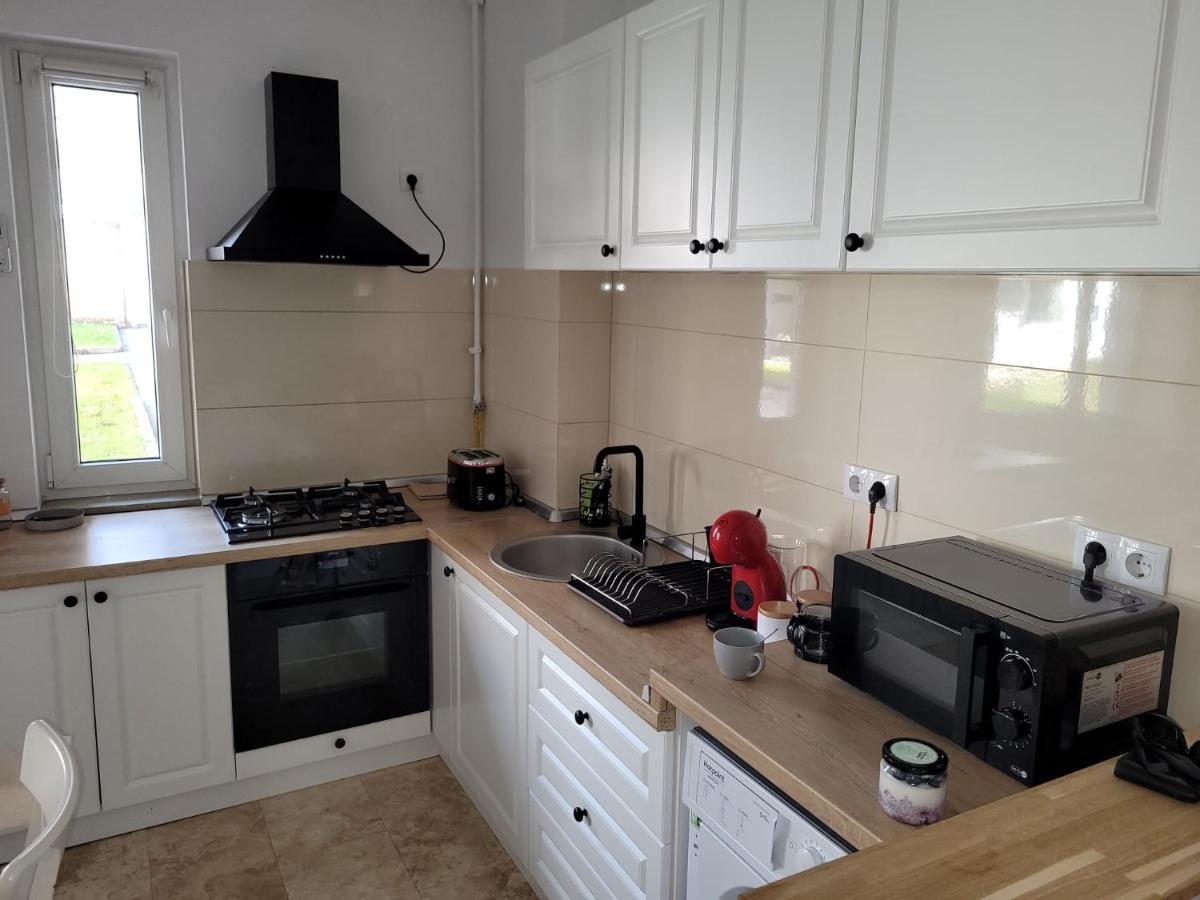 Lovely Apartment Near City Center Kolozsvár Kültér fotó